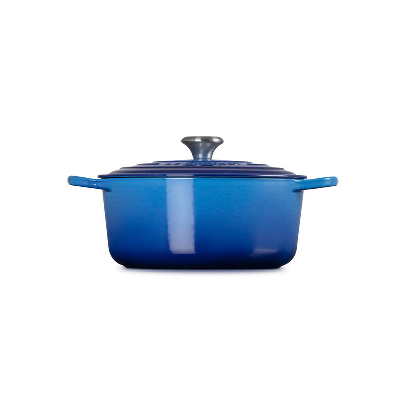 Le Creuset Signature Cast Iron Round Casserole 26cm image number 3